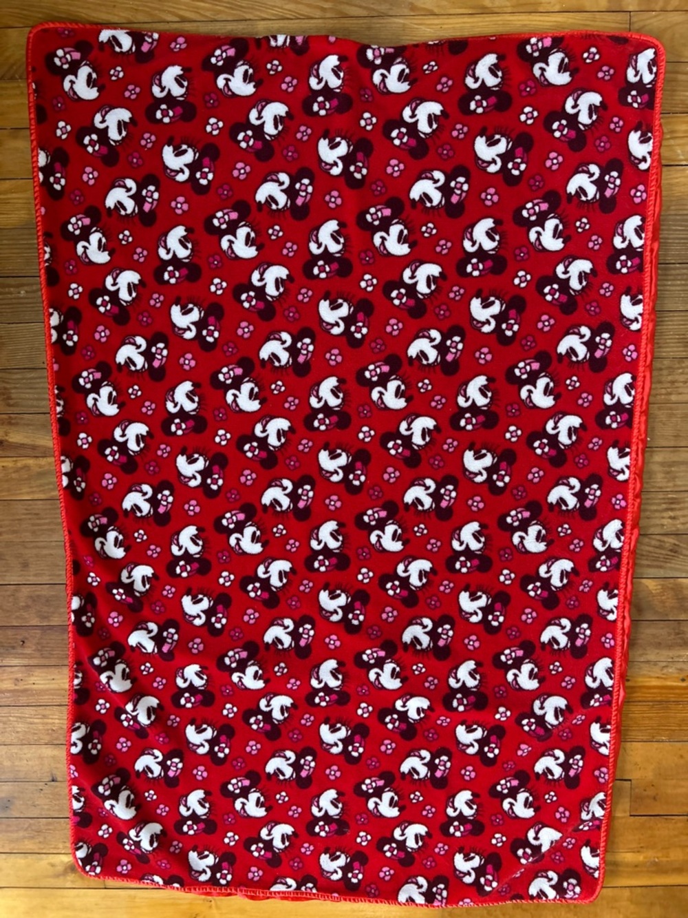 Disney Red Minnie Mouse Plush Throw Blanket 50x34 - Disney Parks
